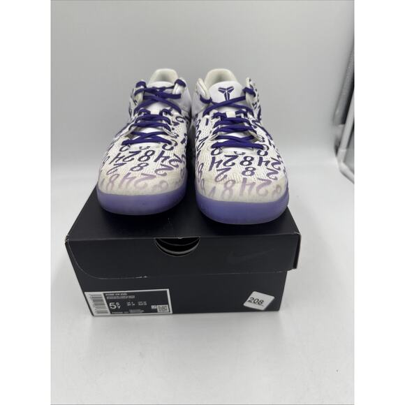 Size 5.5 (GS) - Nike Kobe 8 Protro Low White Metallic Gold bs940 - Picture 1 of 6